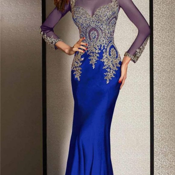 Royal Blue - Atelier Clarisse - Formal Gown Never Worn - Picture 10 of 10